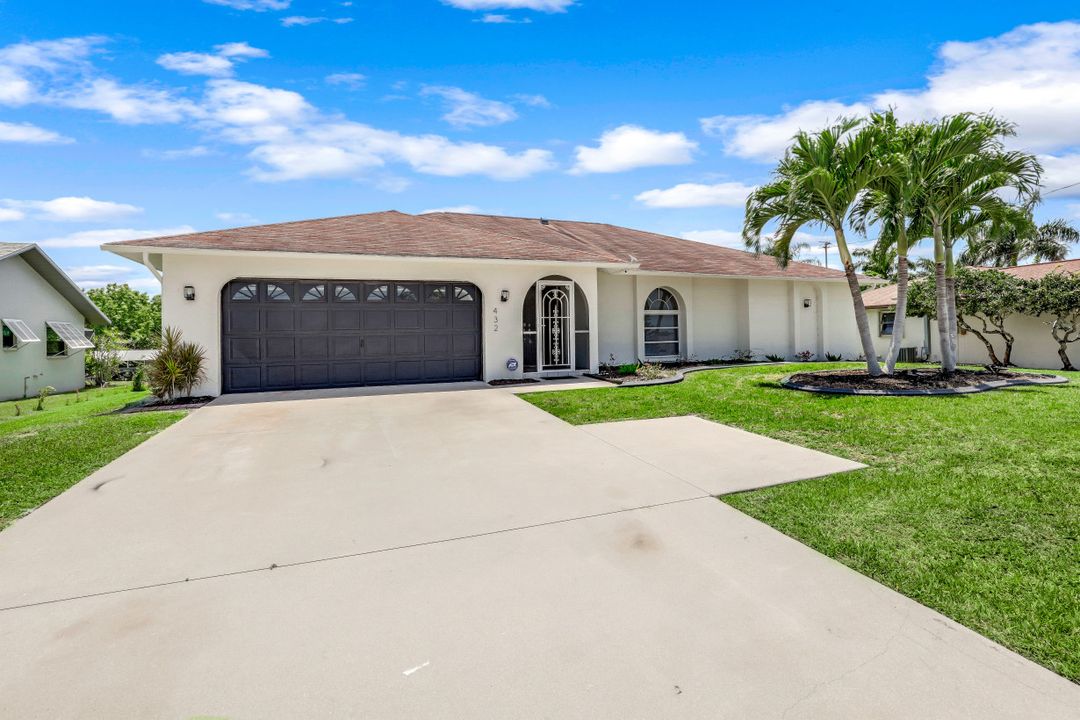 432 Mohawk Pkwy, Cape Coral, FL 33914