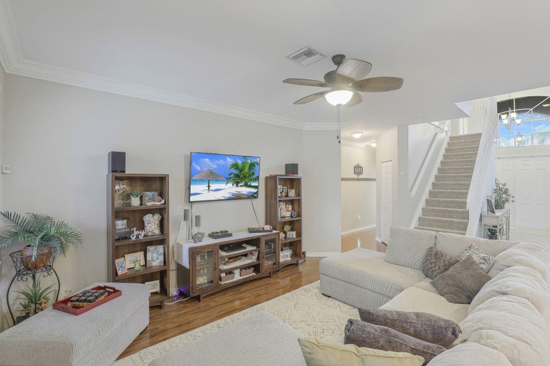 8313 Sumner Ave, Fort Myers, FL 33908