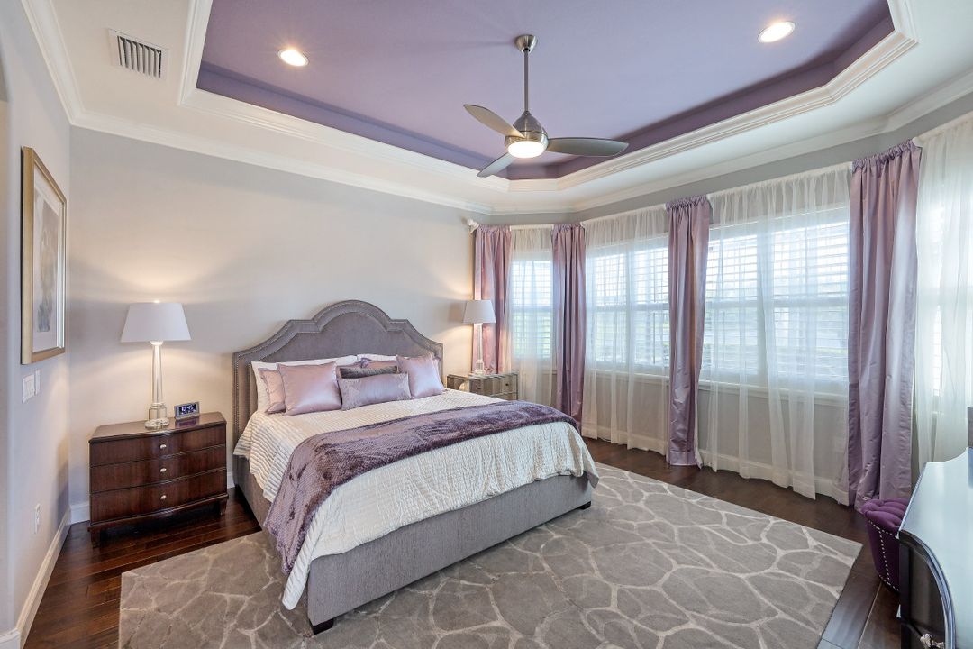 6344 Serano Way, Naples, FL 34113