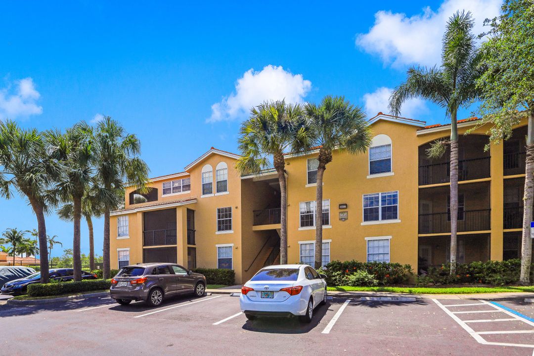 8635 River Homes Lane #2102, Bonita Springs, FL 34135