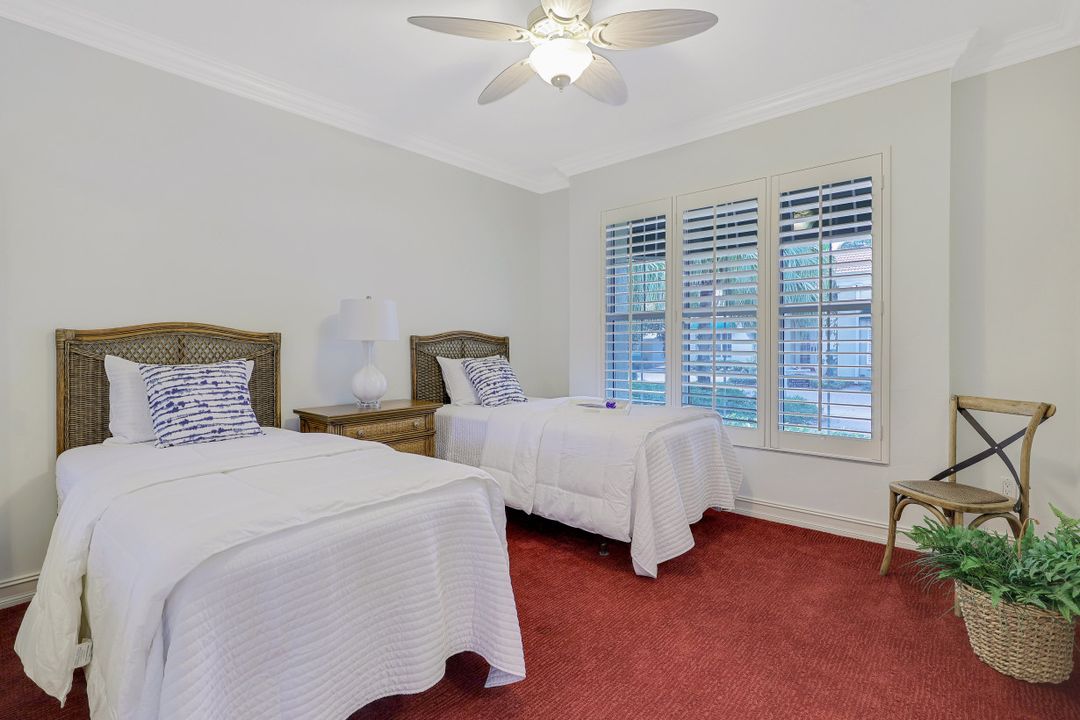 3726 Rachel Ln, Naples, FL 34103