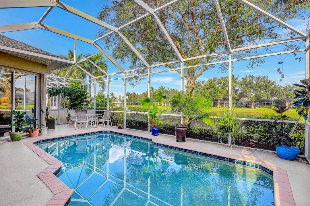 8054 Tauren Ct, Naples, FL 34119