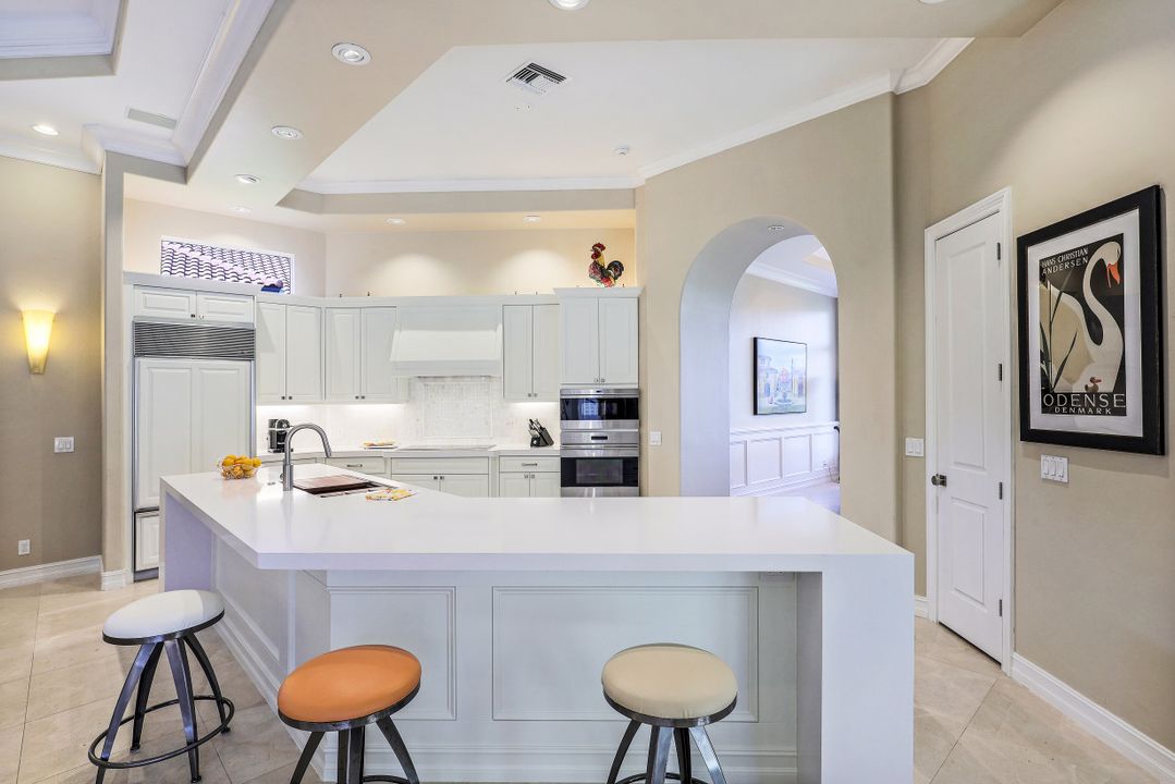 1564 Gormican Ln, Naples, FL 34110