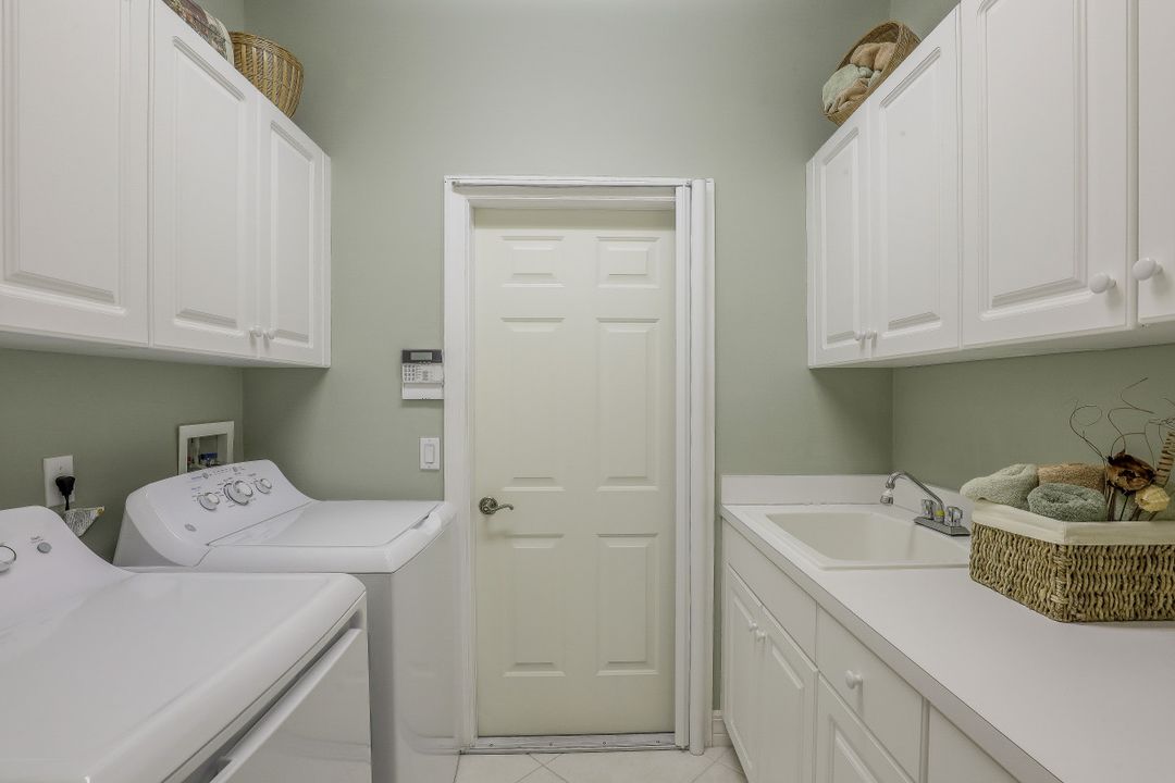 28559 F B Fowler Ct, Bonita Springs, FL 34135