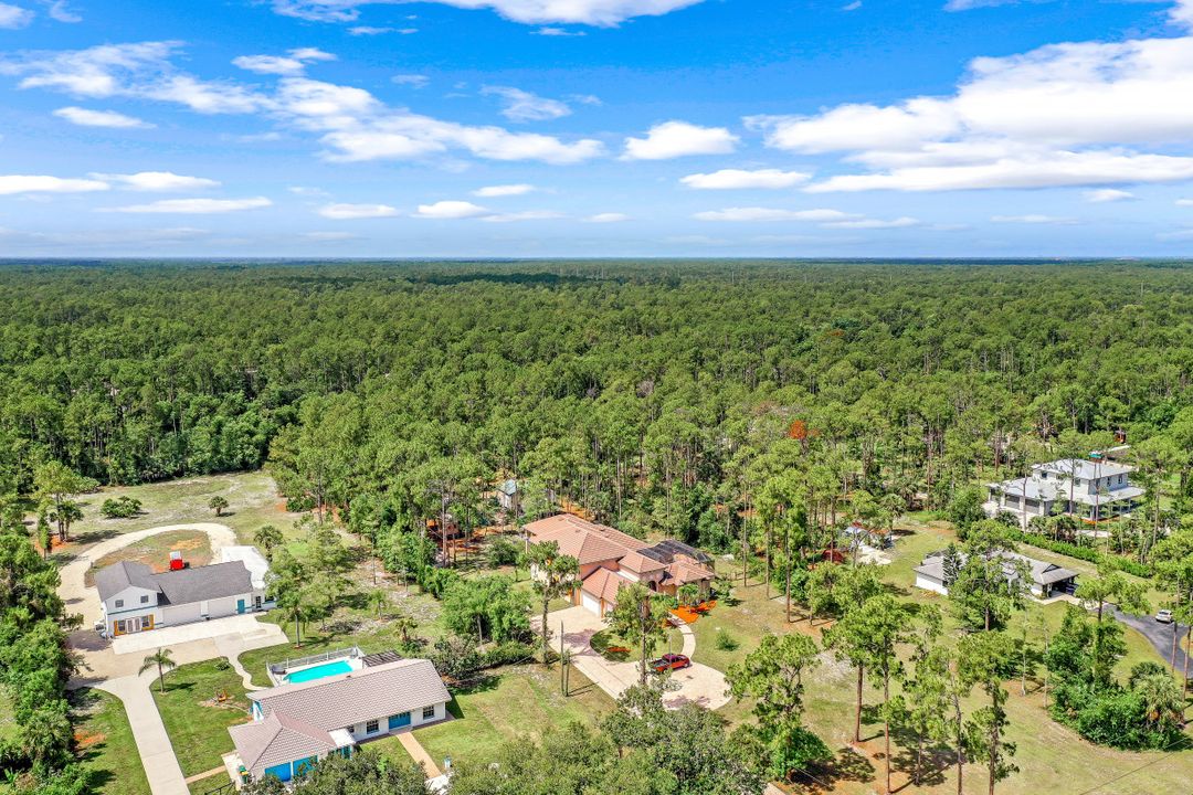 3660 7th Ave NW, Naples, FL 34120