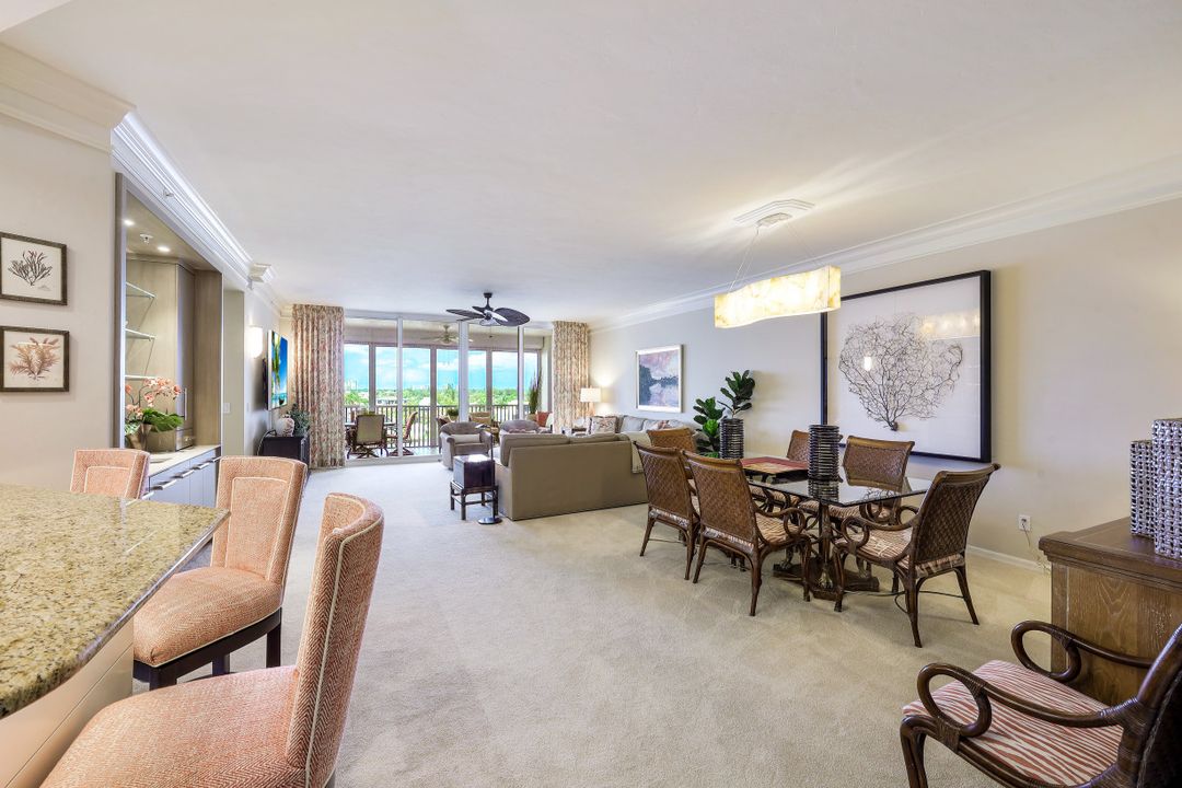 410 Flagship Dr #604, Naples, FL 34108