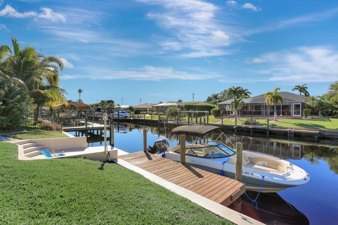 5146 SW 3rd Ave, Cape Coral, FL 33914