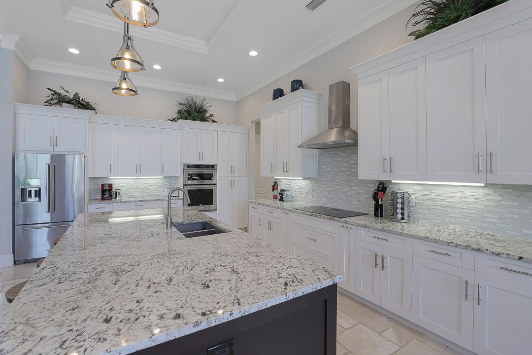 671 S Barfield Dr, Marco Island, FL 34145