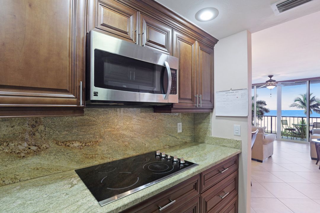 140 Seaview Ct #401N, Marco Island, FL 34145