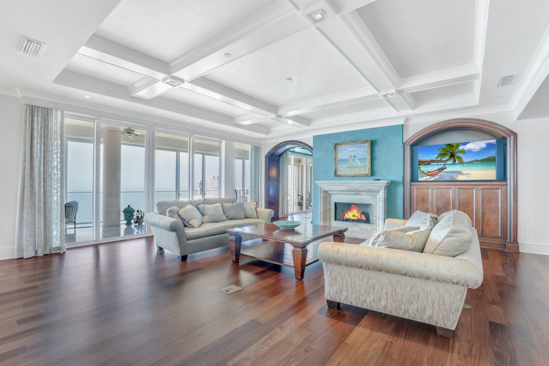 4101 Gulf Shore Blvd N #PH-3, Naples, FL 34103