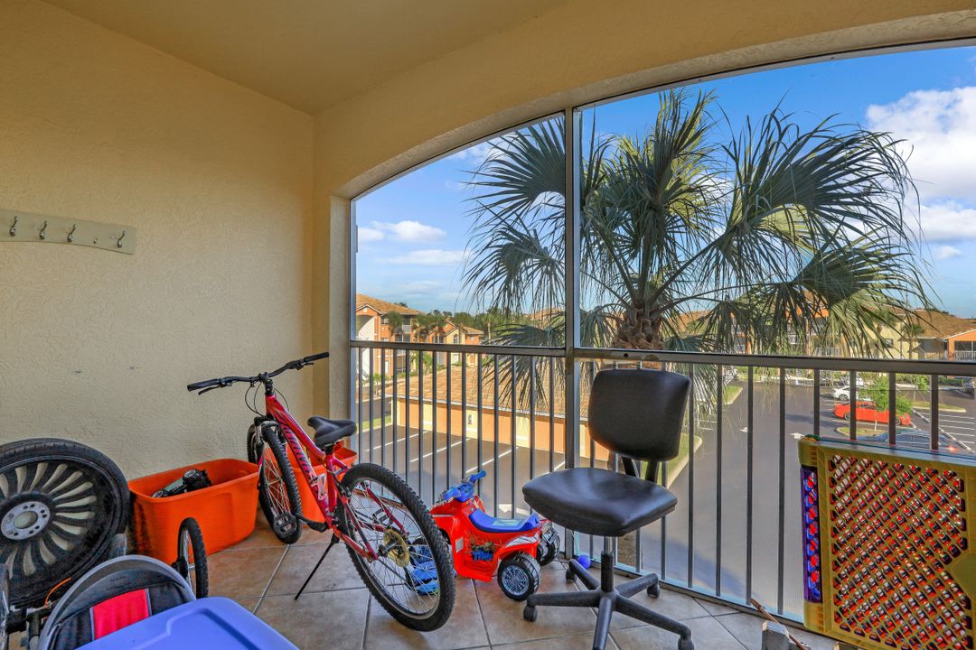 6330 Aragon Way #304, Fort Myers, FL 33966