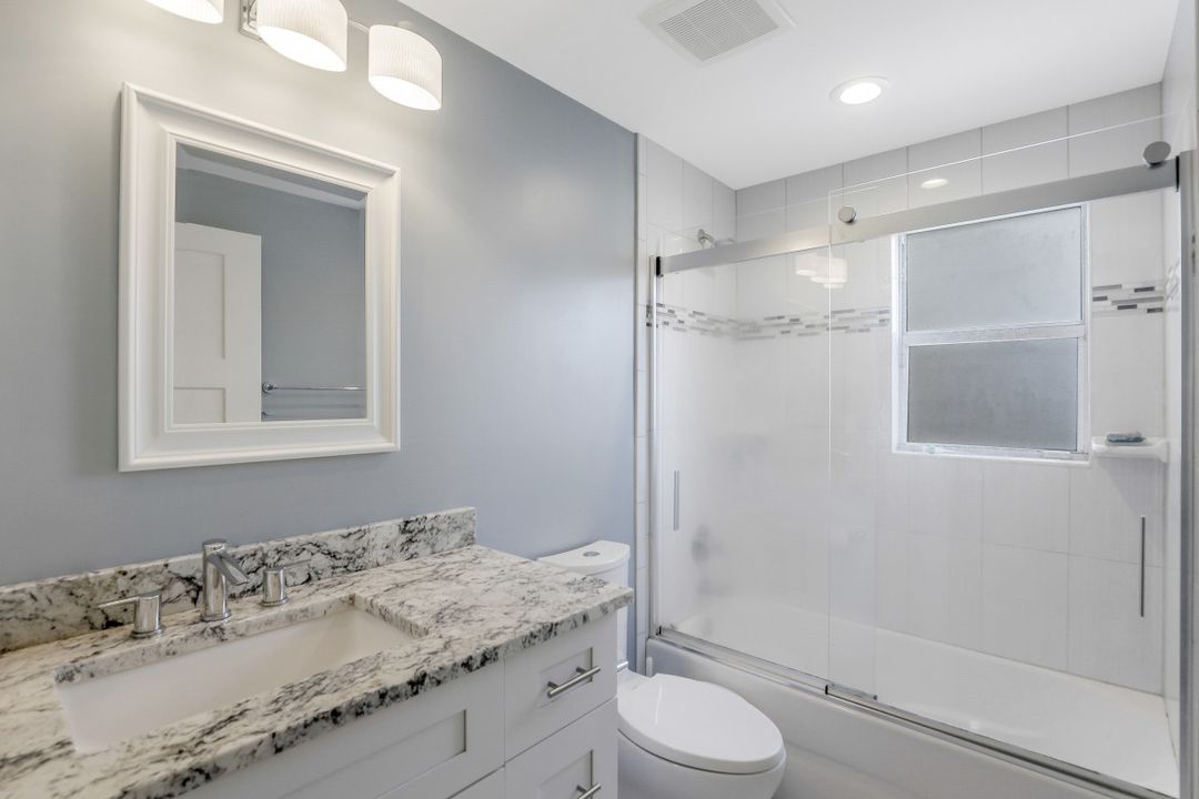 8511 Ibis Cove Cir, Naples, FL 34119