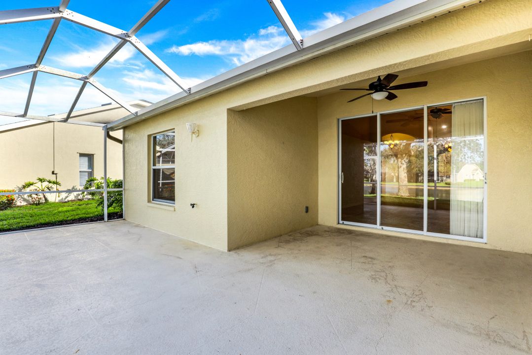 8388 Ibis Cove Cir, Naples, FL 34119