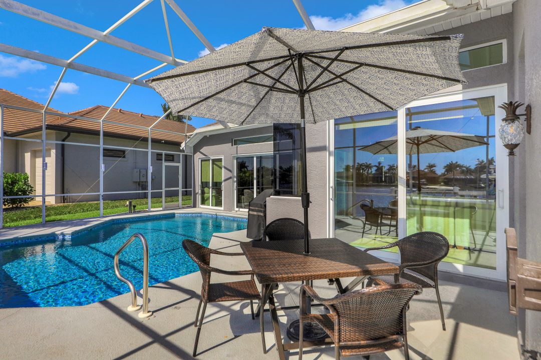 1900 Lagoon Ln, Cape Coral, FL 33914