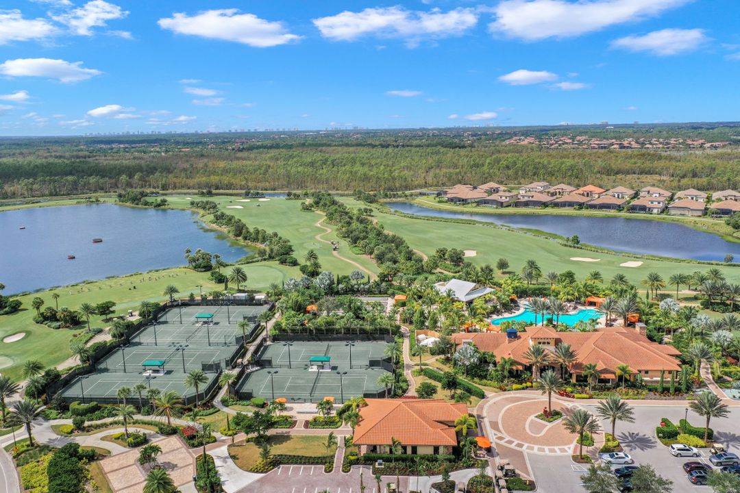 9249 Esplanade Blvd, Naples, FL 34119