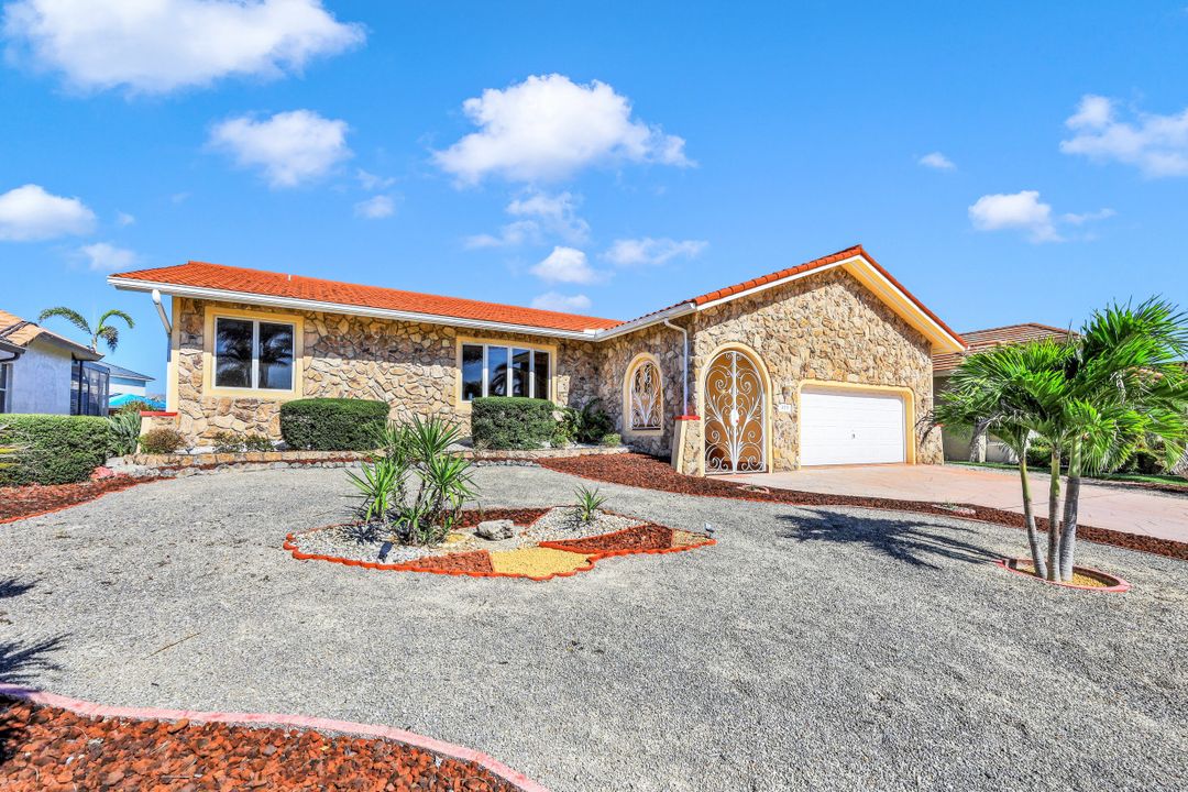 459 Marquesas Ct, Marco Island, FL 34145