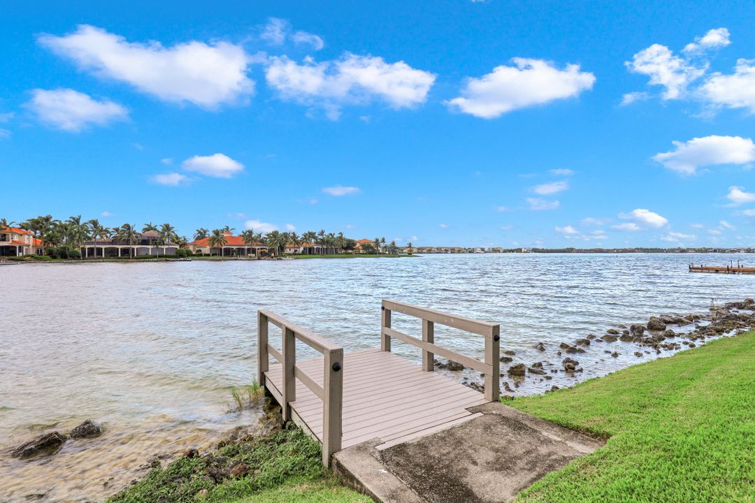 18561 Verona Lago Dr, Miromar Lakes, FL 33913