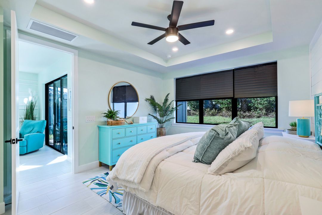 12330 Canal Grande Dr, Fort Myers, FL 33913