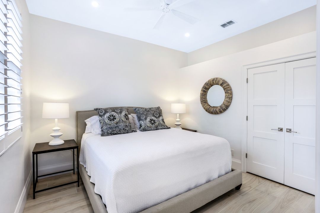 4160 7th Ave SW, Naples, FL 34119