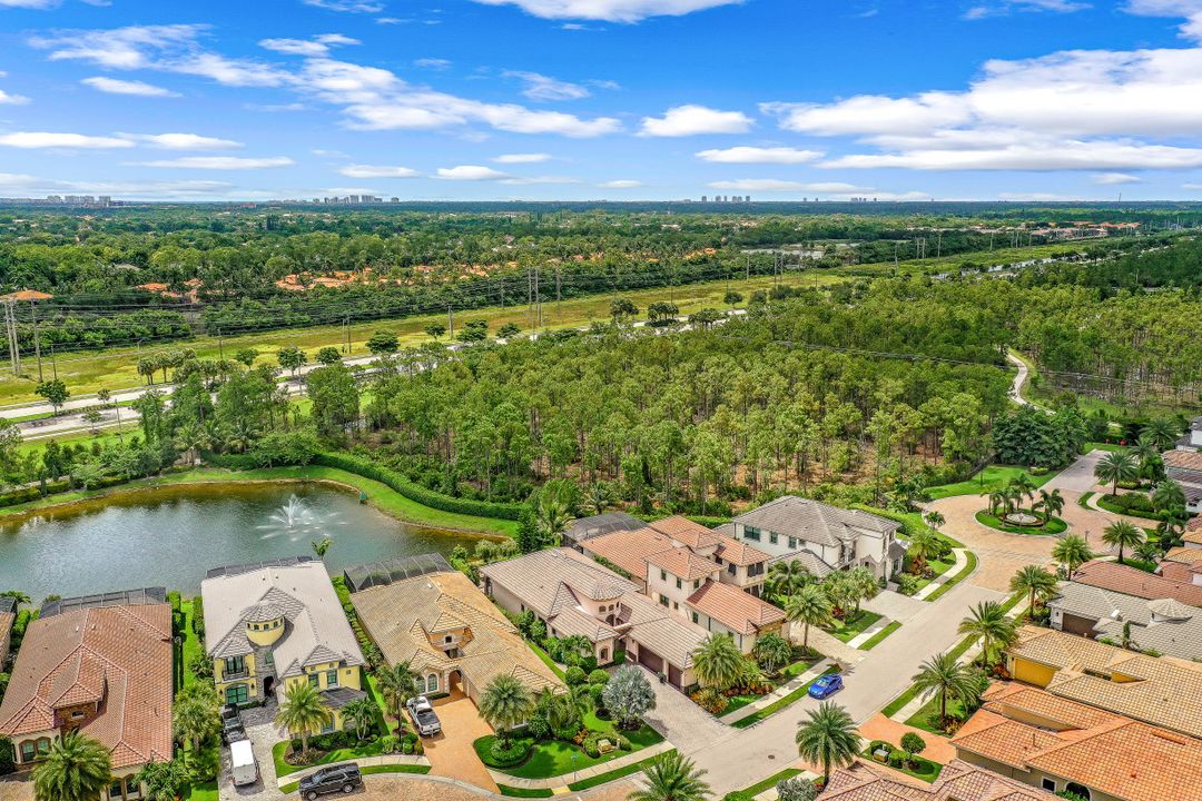 14713 Reserve Ln, Naples, FL 34109