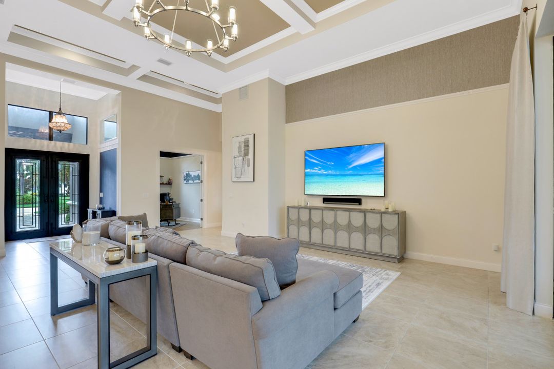 9539 Via Lago Way, Fort Myers, FL 33912