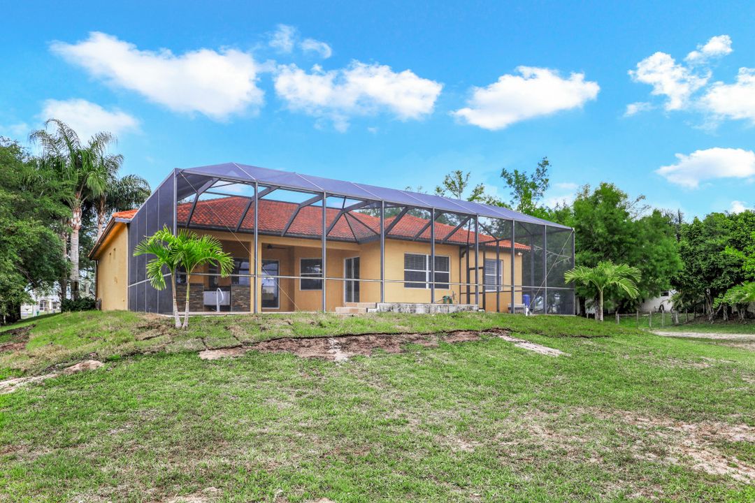 4560 22nd St NE, Naples, FL 34120