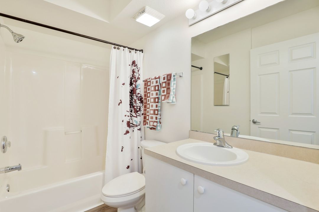 4940 Cougar Ct S #101, Naples, FL 34109