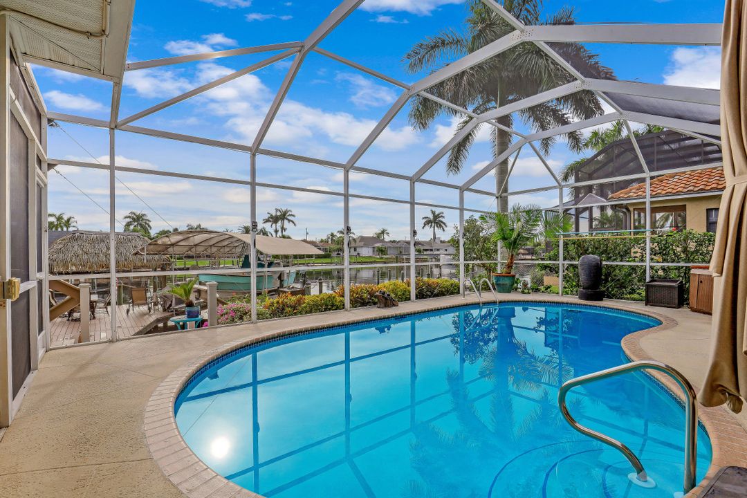 5315 SW 25th Pl, Cape Coral, FL 33914