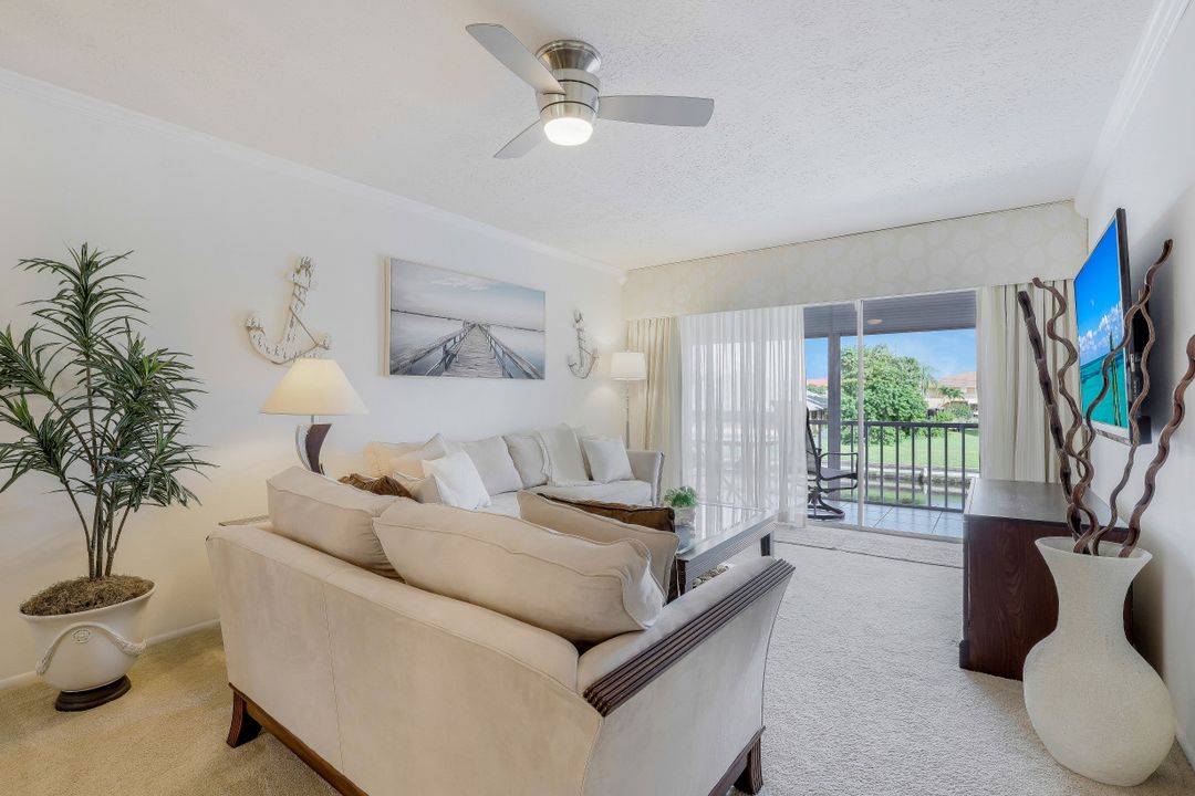 4549 SE 5th Pl #214, Cape Coral, FL 33904
