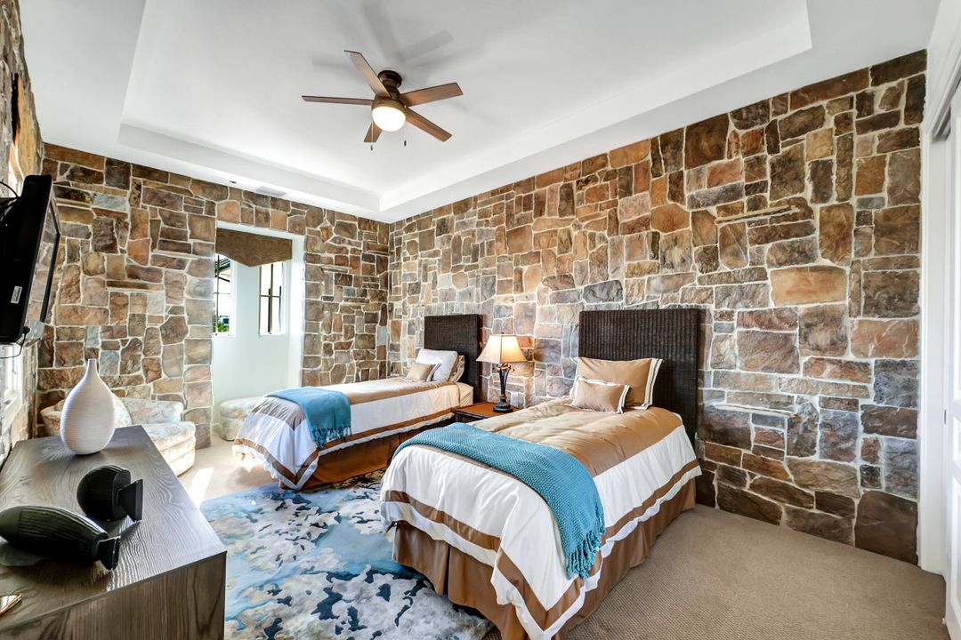 16653 Toscana Cir #701, Naples, FL 34110