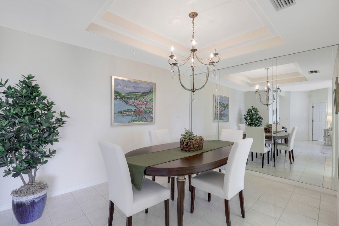 2140 Arielle Dr #407, Naples, FL 34109