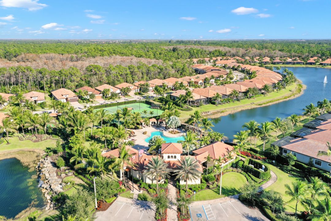 9037 Isla Bella Cir, Bonita Springs, FL 34135