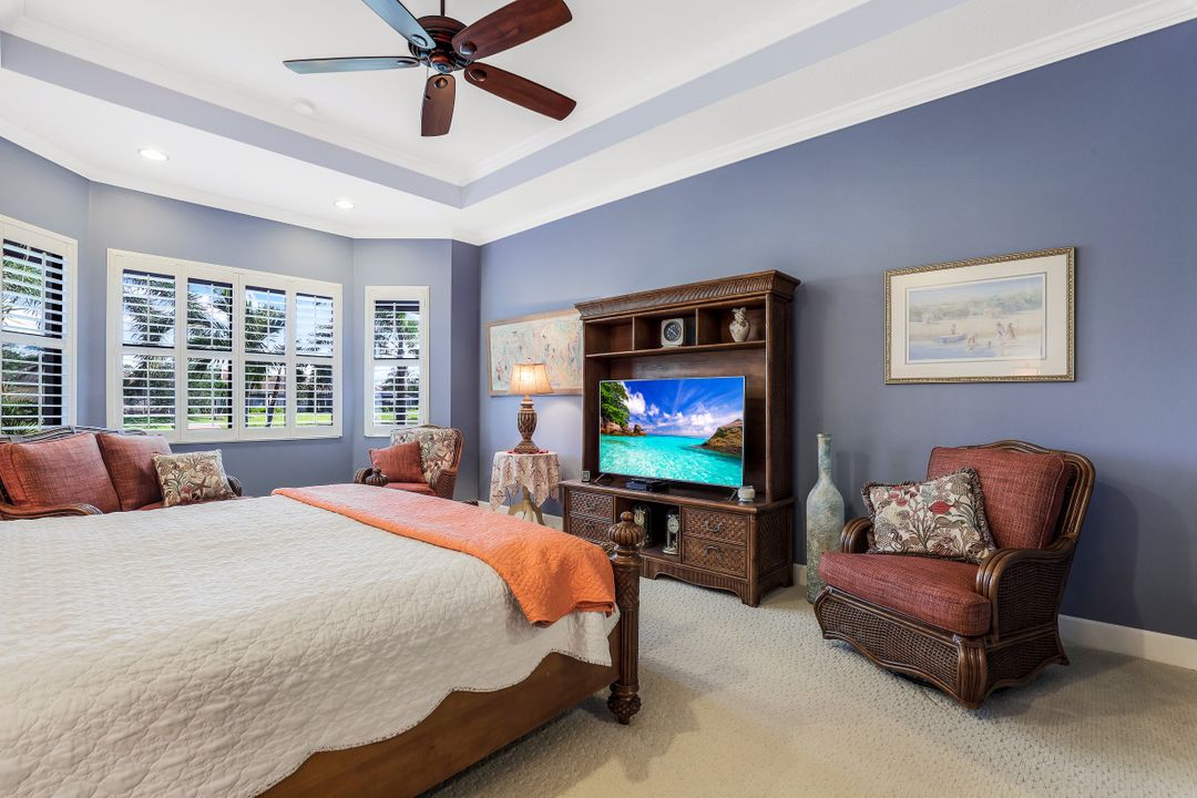 9096 Isla Bella Cir, Bonita Springs, FL 34135