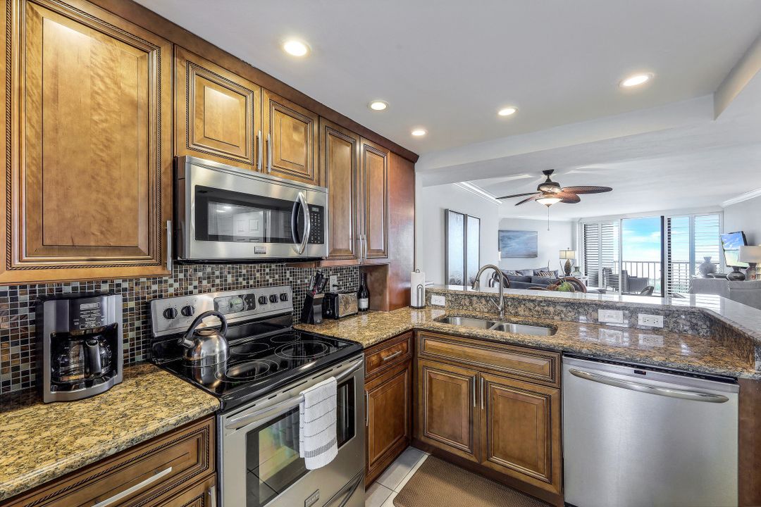 440 Seaview Ct #1801, Marco Island, FL 34145