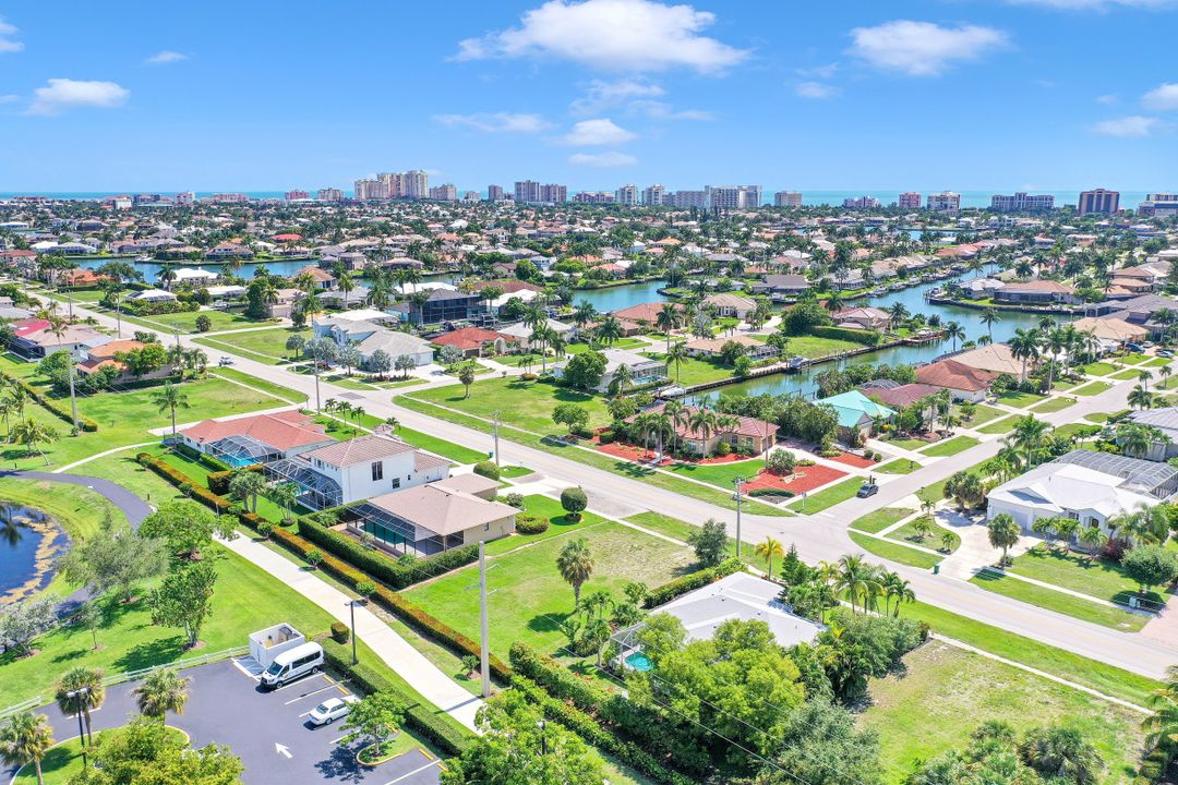 307 S Heathwood Dr, Marco Island, FL 34145