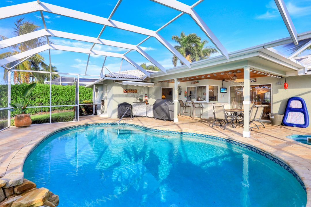 1552 Buccaneer Ct, Marco Island, FL 34145