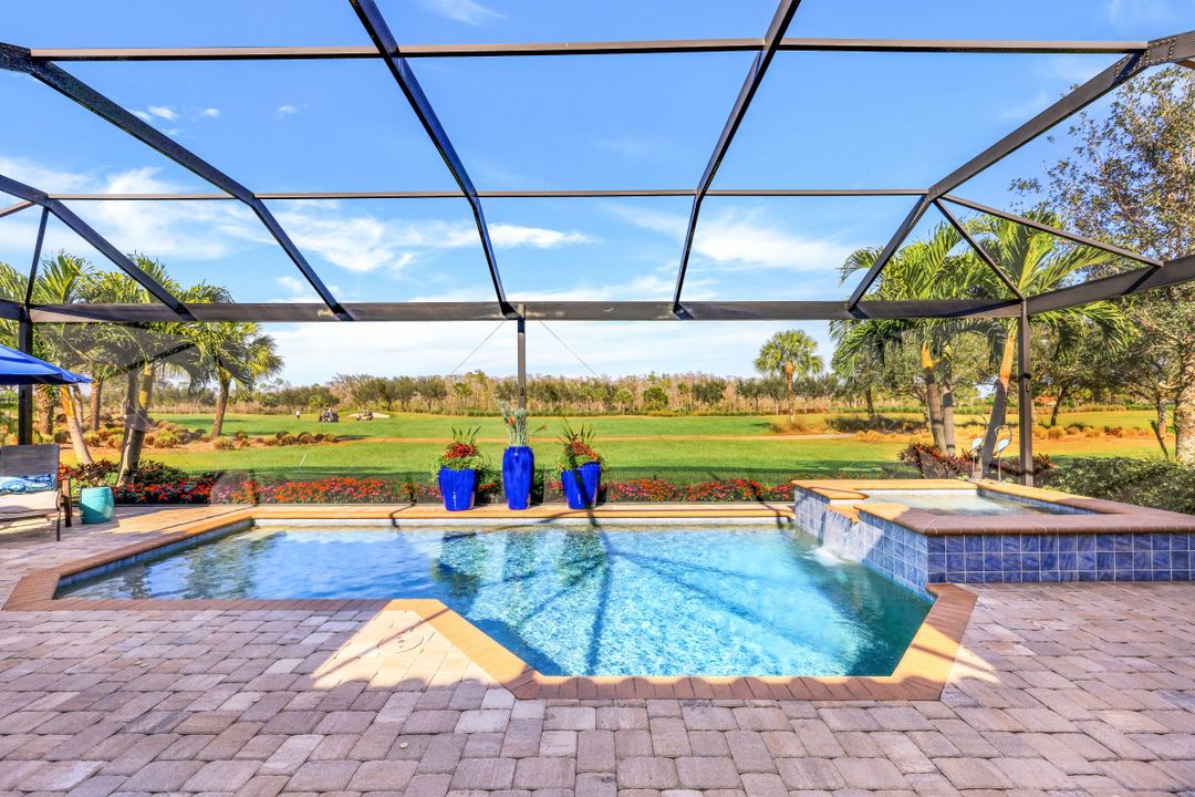 8848 Savona Ct, Naples, FL 34119