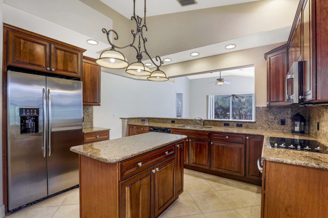 10560 Marino Ct #104, Miromar Lakes, FL 33913