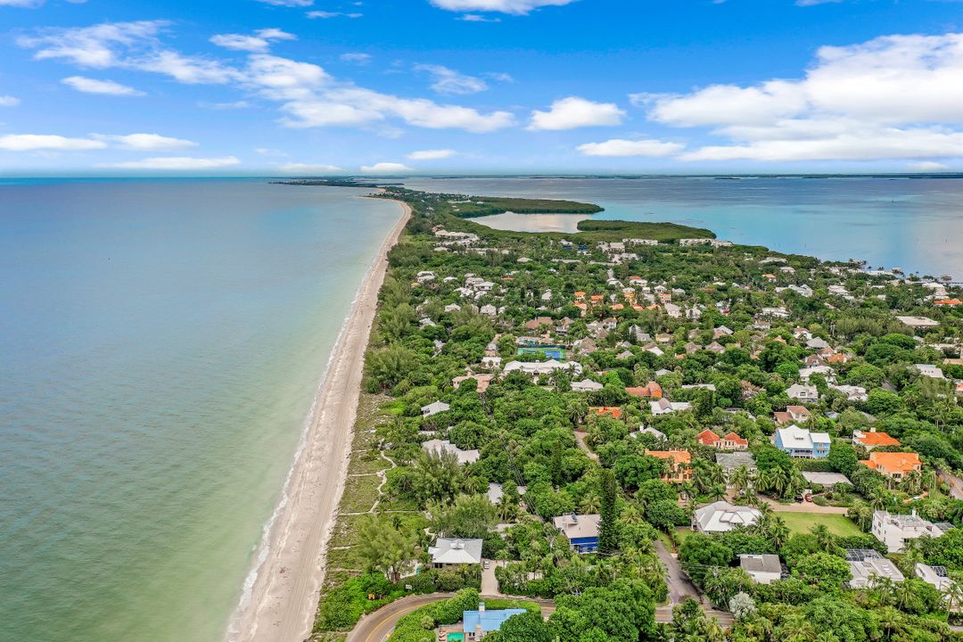 15300 Captiva Dr, Captiva, FL 33924