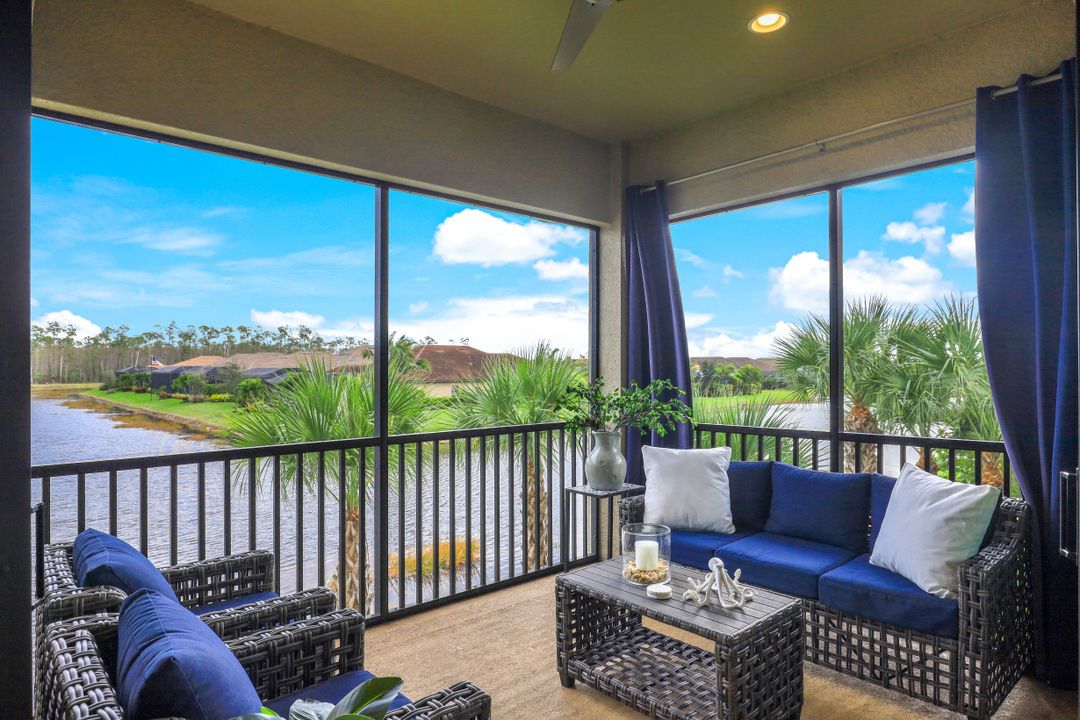 9641 Montelanico Loop #204, Naples, FL 34119