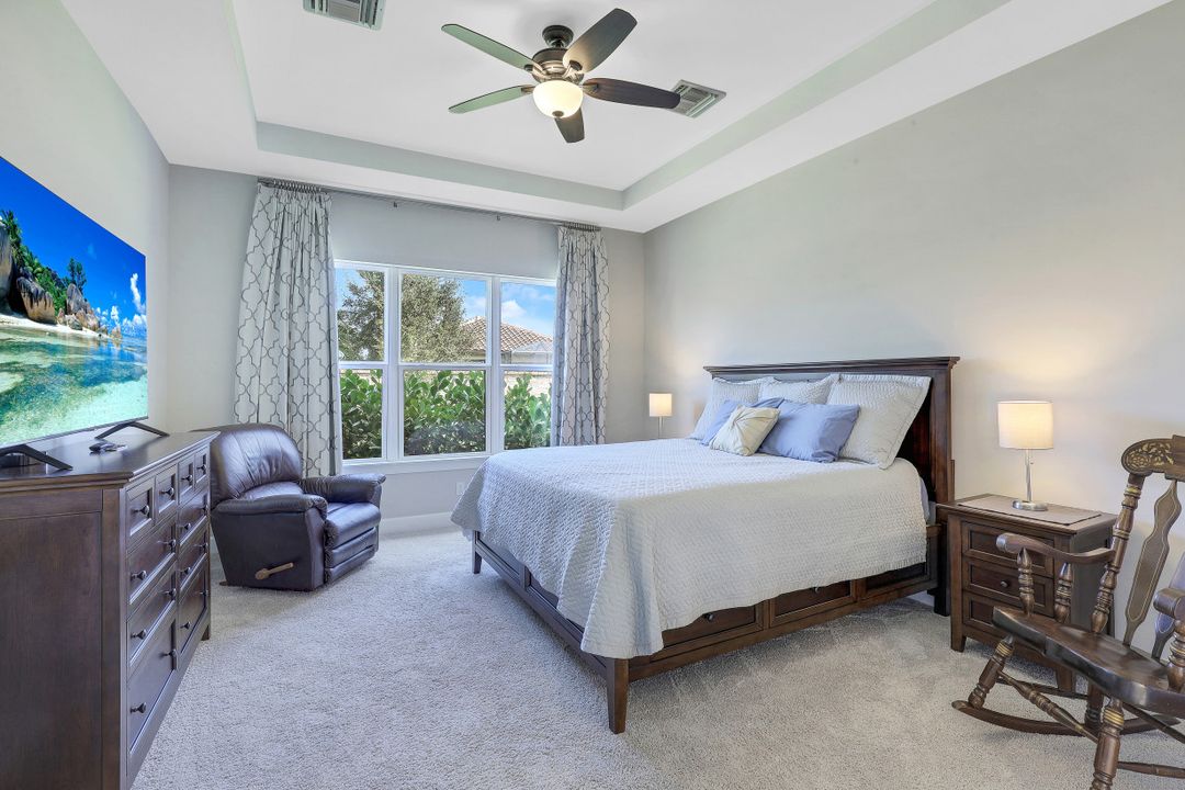 8199 Lucello Terrace N, Naples, FL 34114