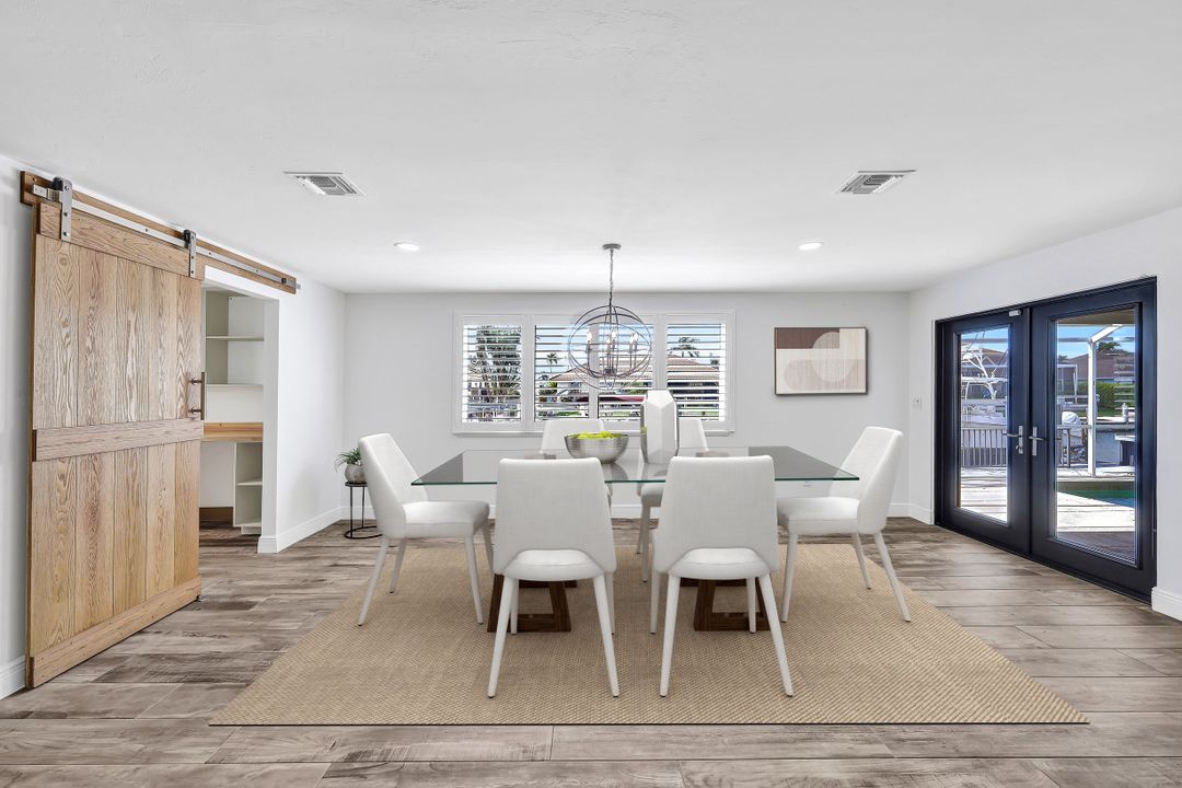 318 Polynesia Ct, Marco Island, FL 34145