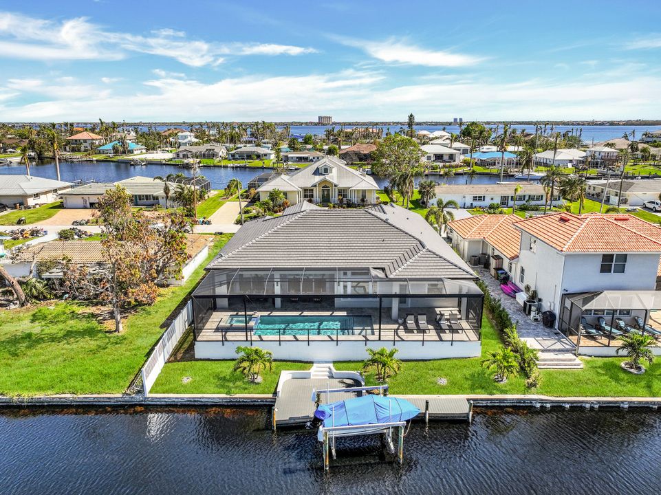 5332 Malibu Ct, Cape Coral, FL 33904