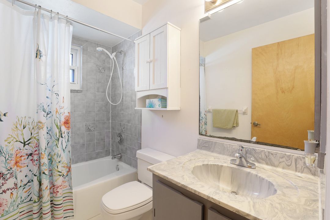 2207 SW 38th Terrace, Cape Coral, FL 33914