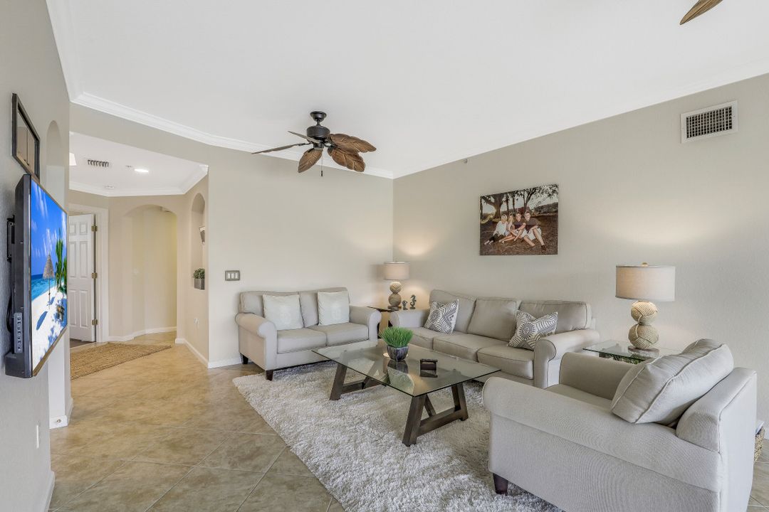 8735 Coastline Ct #102, Naples, FL 34120