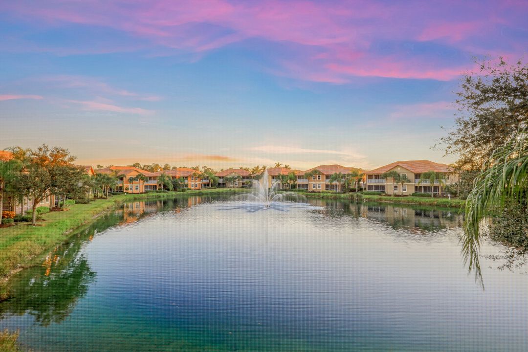 6682 Alden Woods Cir #202, Naples, FL 34113