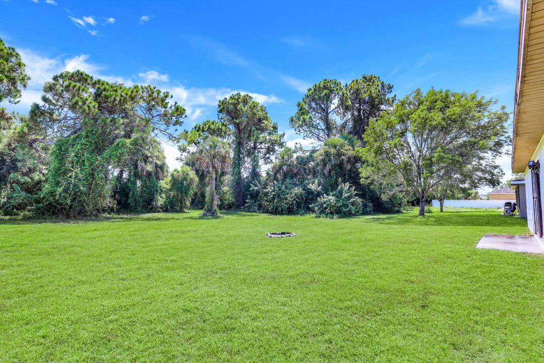 3521 NE 17th Pl, Cape Coral, FL 33909