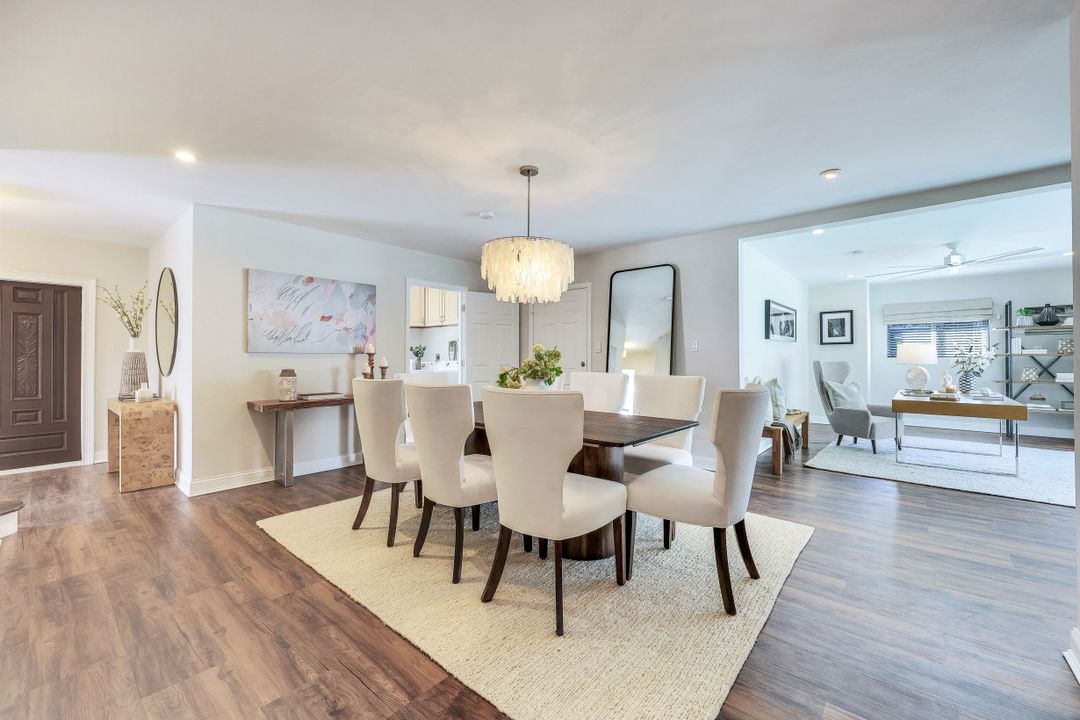 2631 Shoreview Dr, Naples, FL 34112