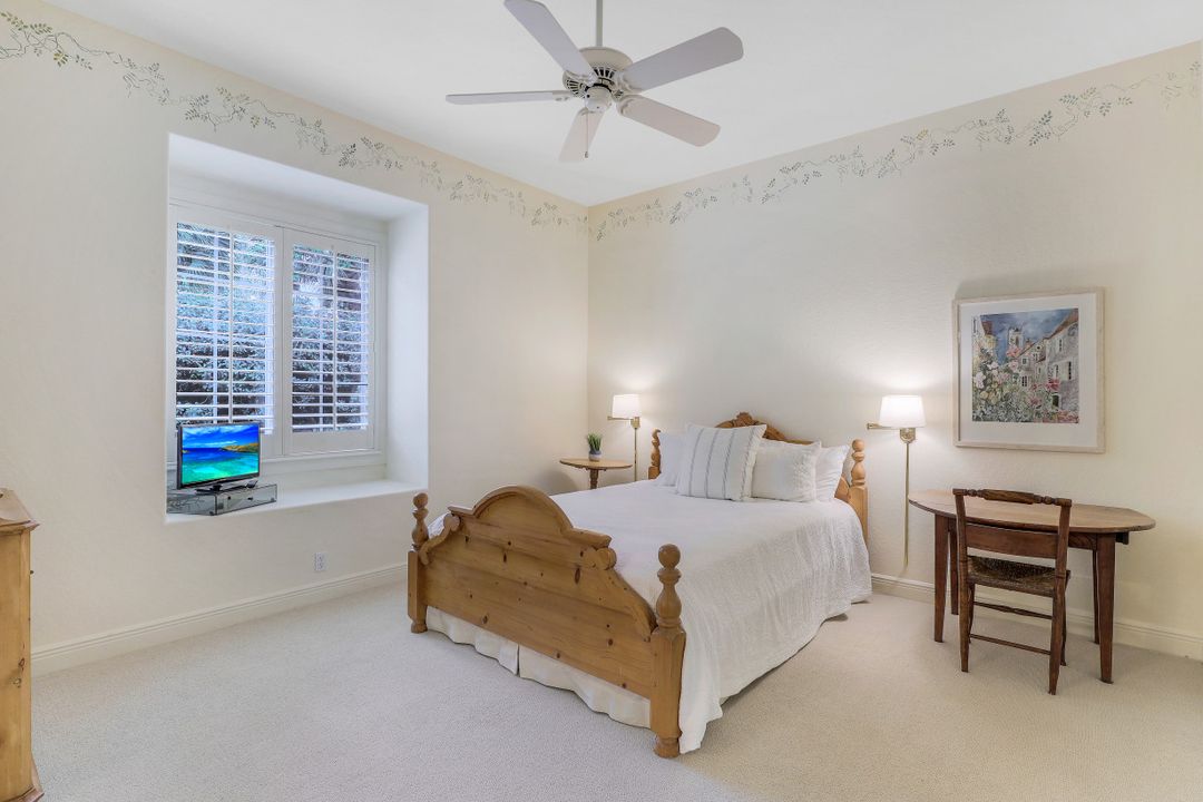 9321 Lakebend Preserve Ct, Bonita Springs, FL 34135