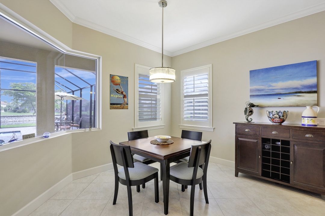 9091 Graphite Cir, Naples, FL 34120